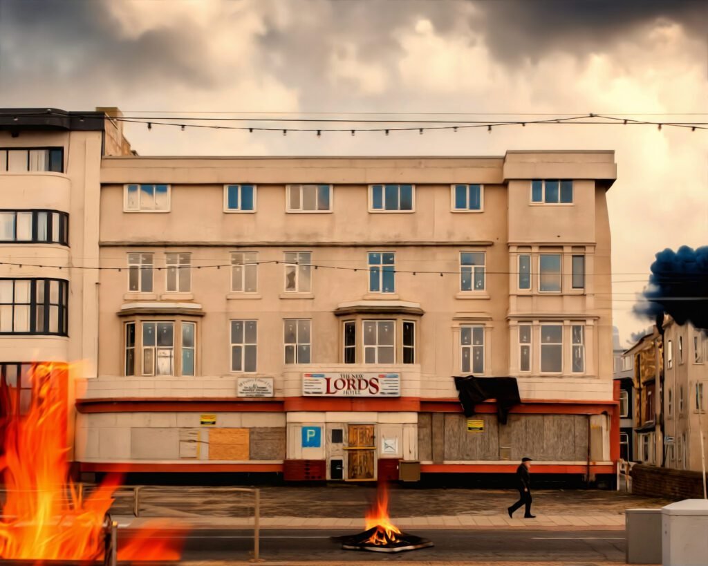Lege straten in Blackpool in de fik