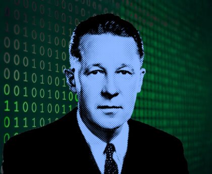 Portret van Leonard E. Read met binaire code als achtergrond, symbool voor zijn invloed op marktdenken en digitale economie