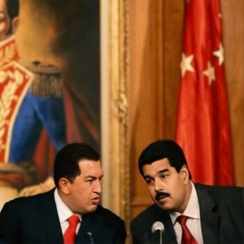 Hugo Chávez en Nicolás Maduro tijdens een officiële bijeenkomst in Venezuela