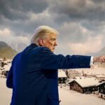 Donald Trump wijst tijdens het World Economic Forum in Davos terwijl hij spreekt over territorium en macht