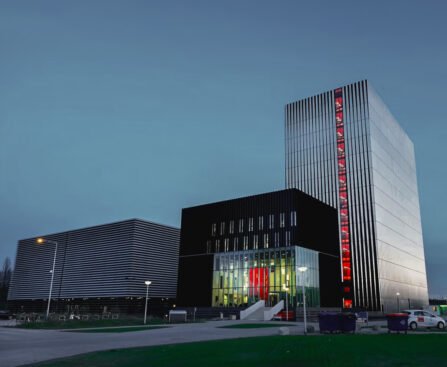 Equinix AM4 datacenter op Amsterdam Science Park als onderdeel van digitale infrastructuur