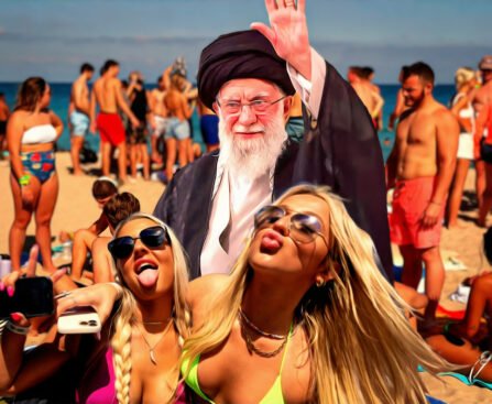 Religieuze leider tussen feestende jongeren op een strand als beeld bij een essay over Amerikaanse onwetendheid, oorlog en imperialisme.